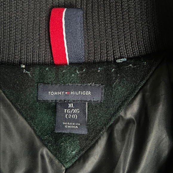 Tommy Hilfiger Plaid Wool-Blend Coat w/ Zip Insert Boys XL/Men S/Women's M As-Is - Picture 2 of 8